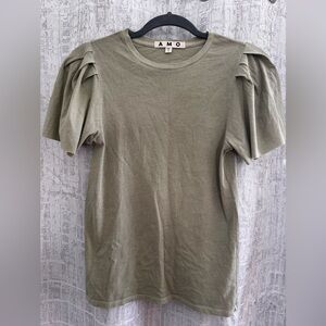 AMO Women's Sage Green Short Sleeve Top